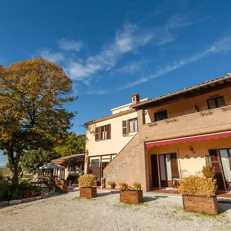 Sleeps 2 Pool Wifi T762444 * Piobbico